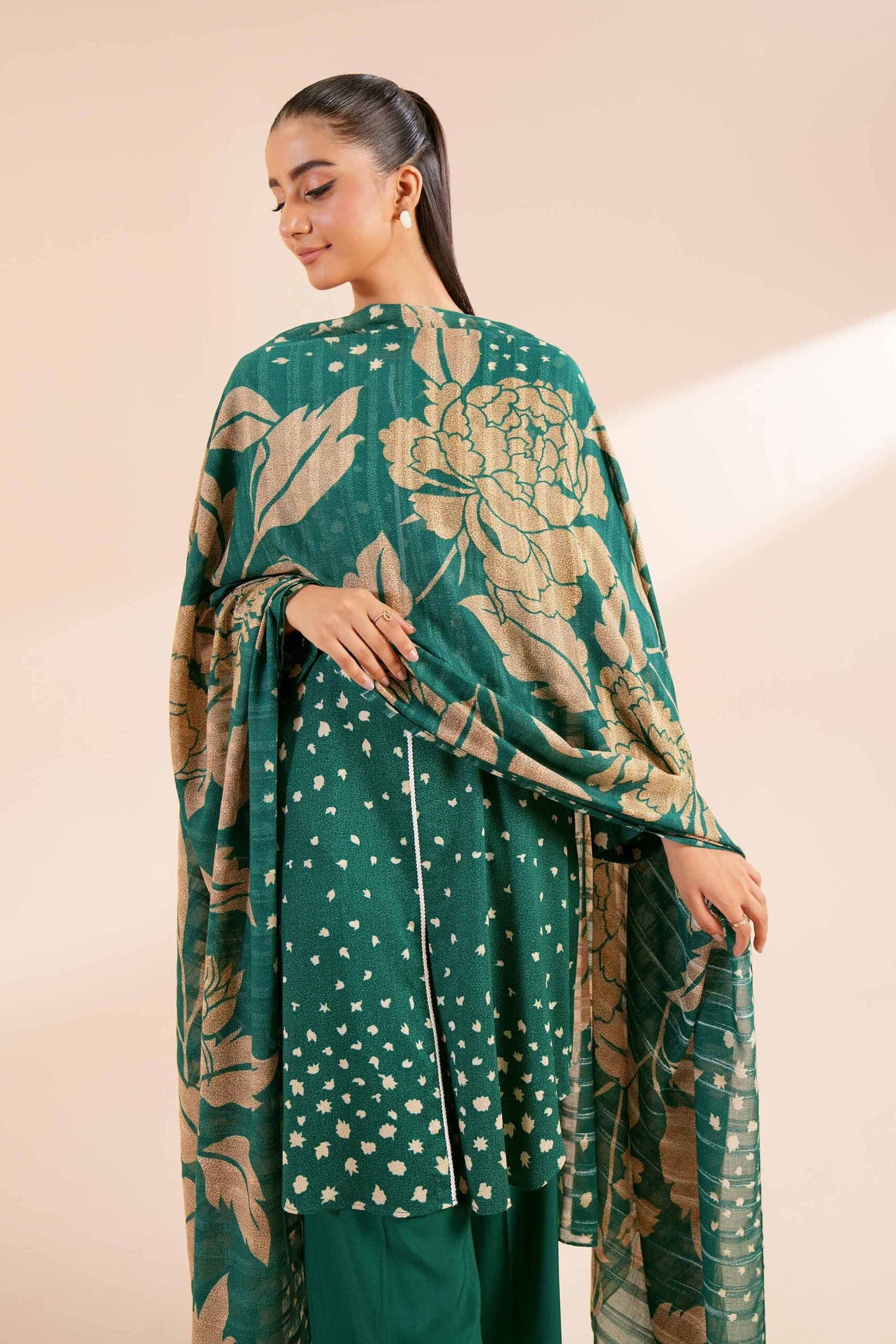NISHAT | 3 PIECE UNSTITCHED PRINTED LAWN SUIT