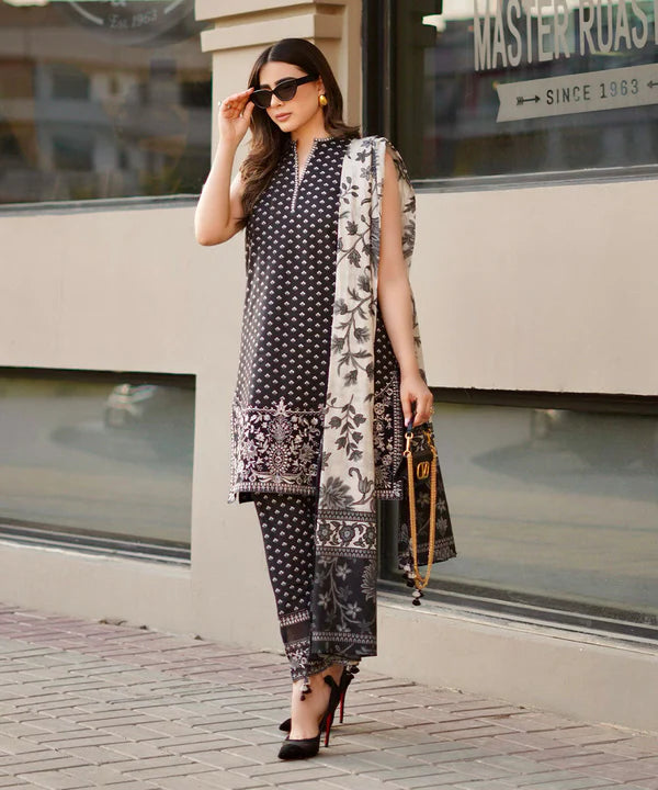 SAPPHIRE | UNSTITCHED 3 PIECE EMBROIDERED LAWN SUIT