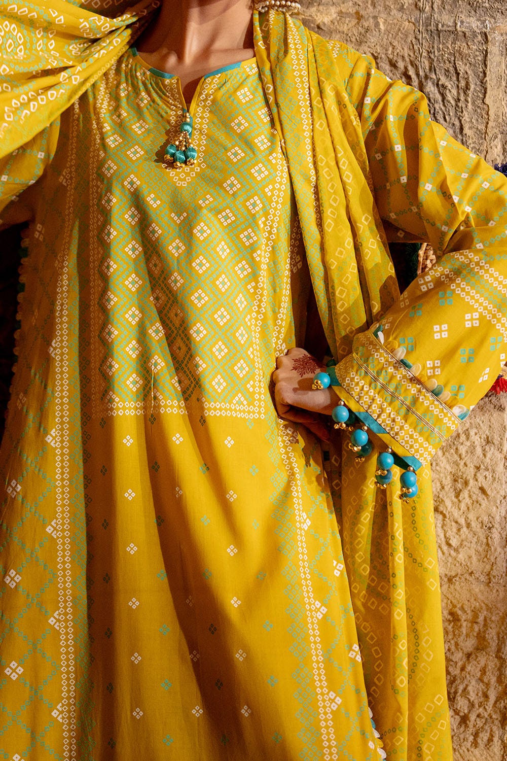 GUL AHMED | 3PC UNSTITCHED LACQUER PRINTED LAWN SUIT