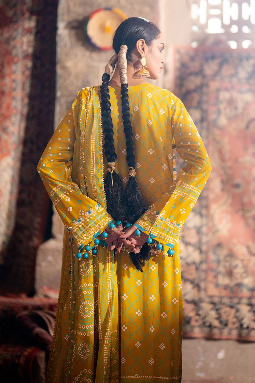 GUL AHMED | 3PC UNSTITCHED LACQUER PRINTED LAWN SUIT