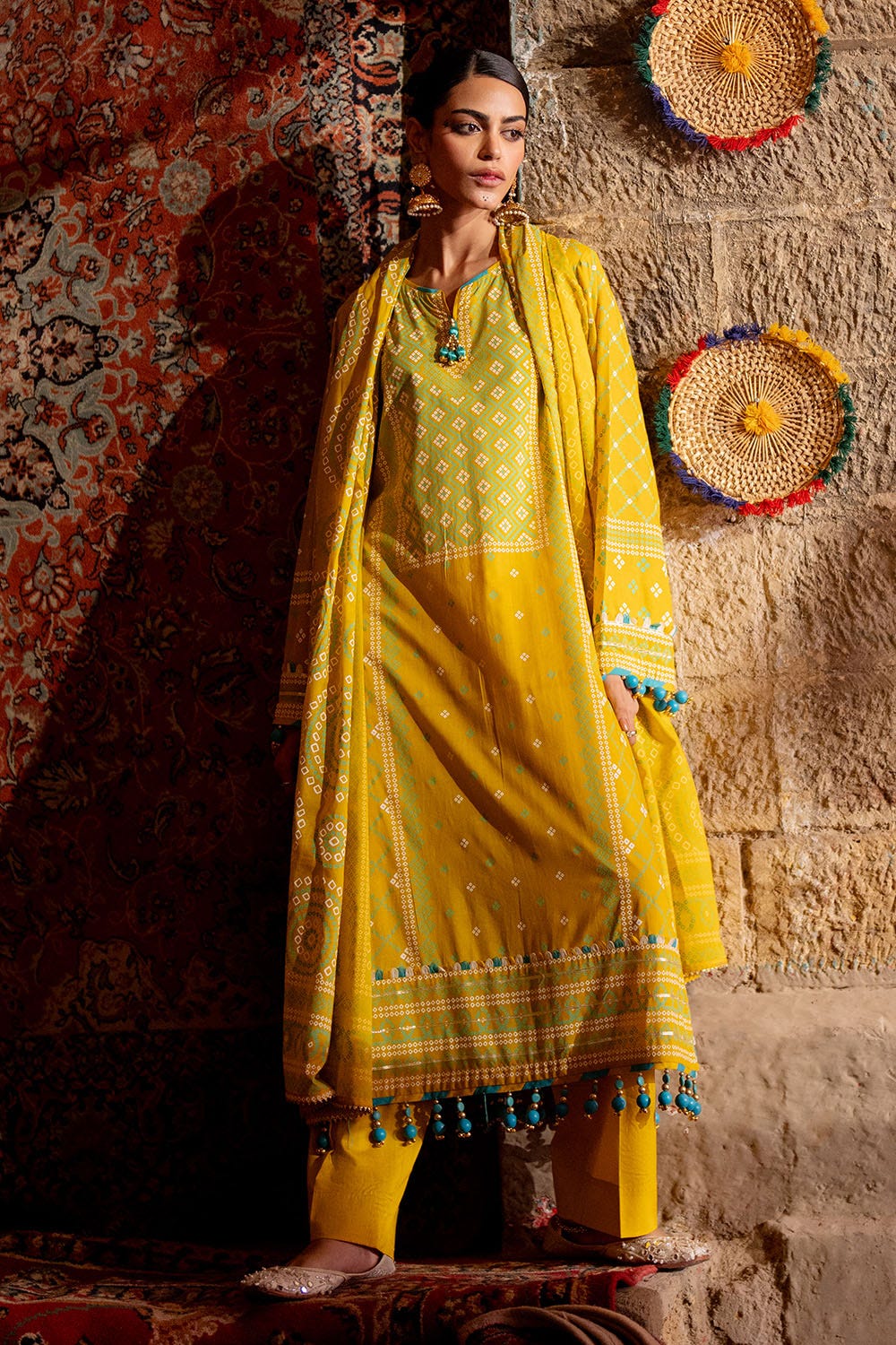 GUL AHMED | 3PC UNSTITCHED LACQUER PRINTED LAWN SUIT