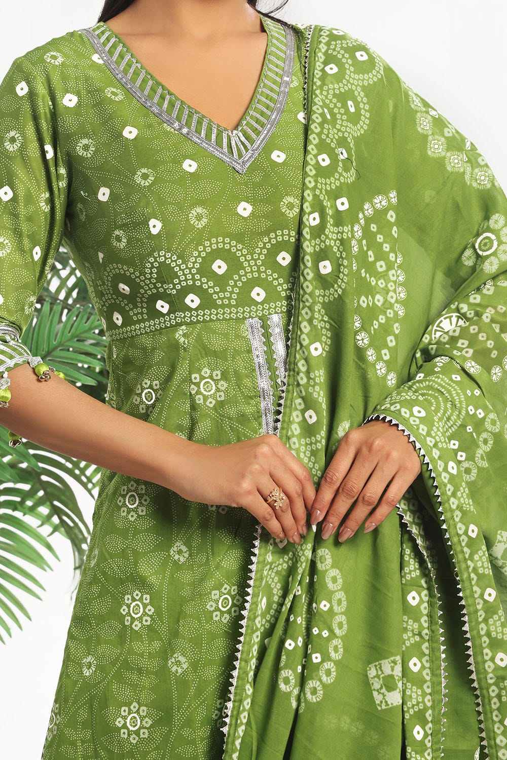 GUL AHMED | 3PC UNSTITCHED LACQUER PRINTED LAWN SUIT