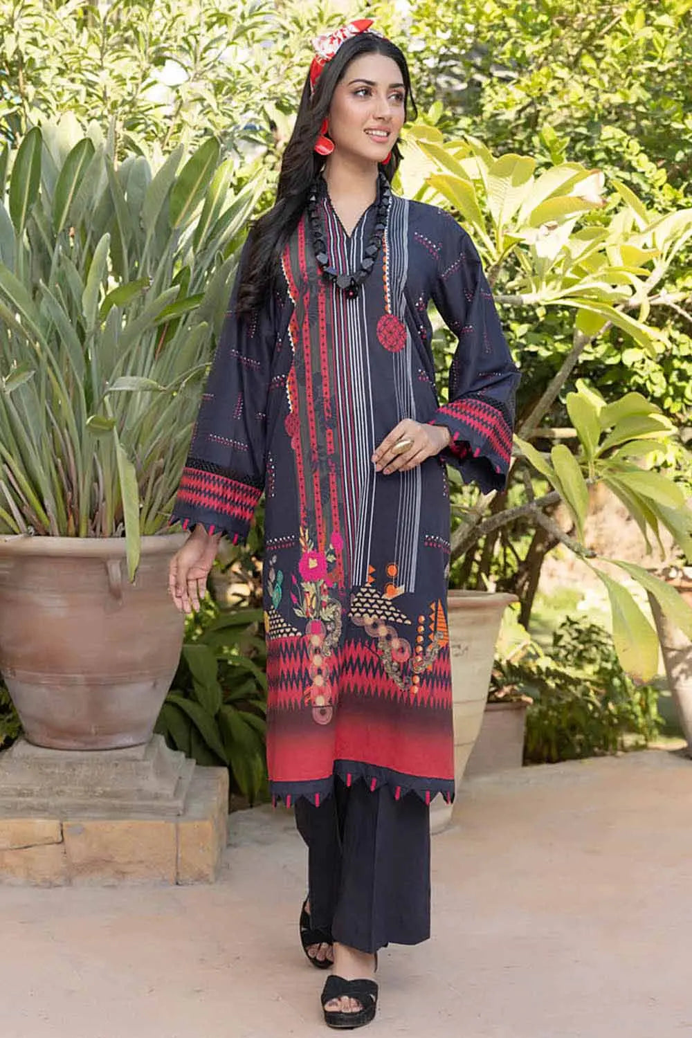 Gul Ahmed | 3PC Lawn Unstitched Digital Printed Suit