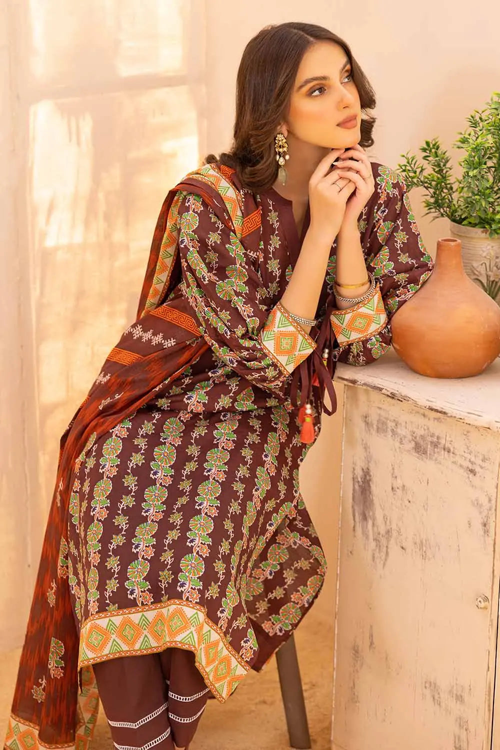 Gul Ahmed | 3PC Printed Lawn Unstitched Suit