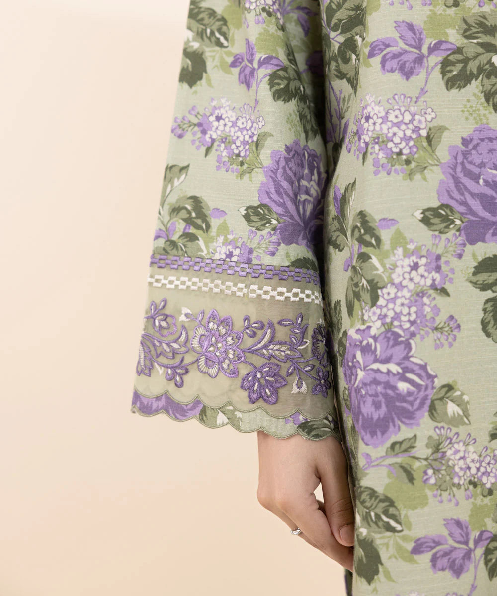 SAPPHIRE | UNSTITCHED 3 PIECE EMBROIDERED KHADDAR SUIT