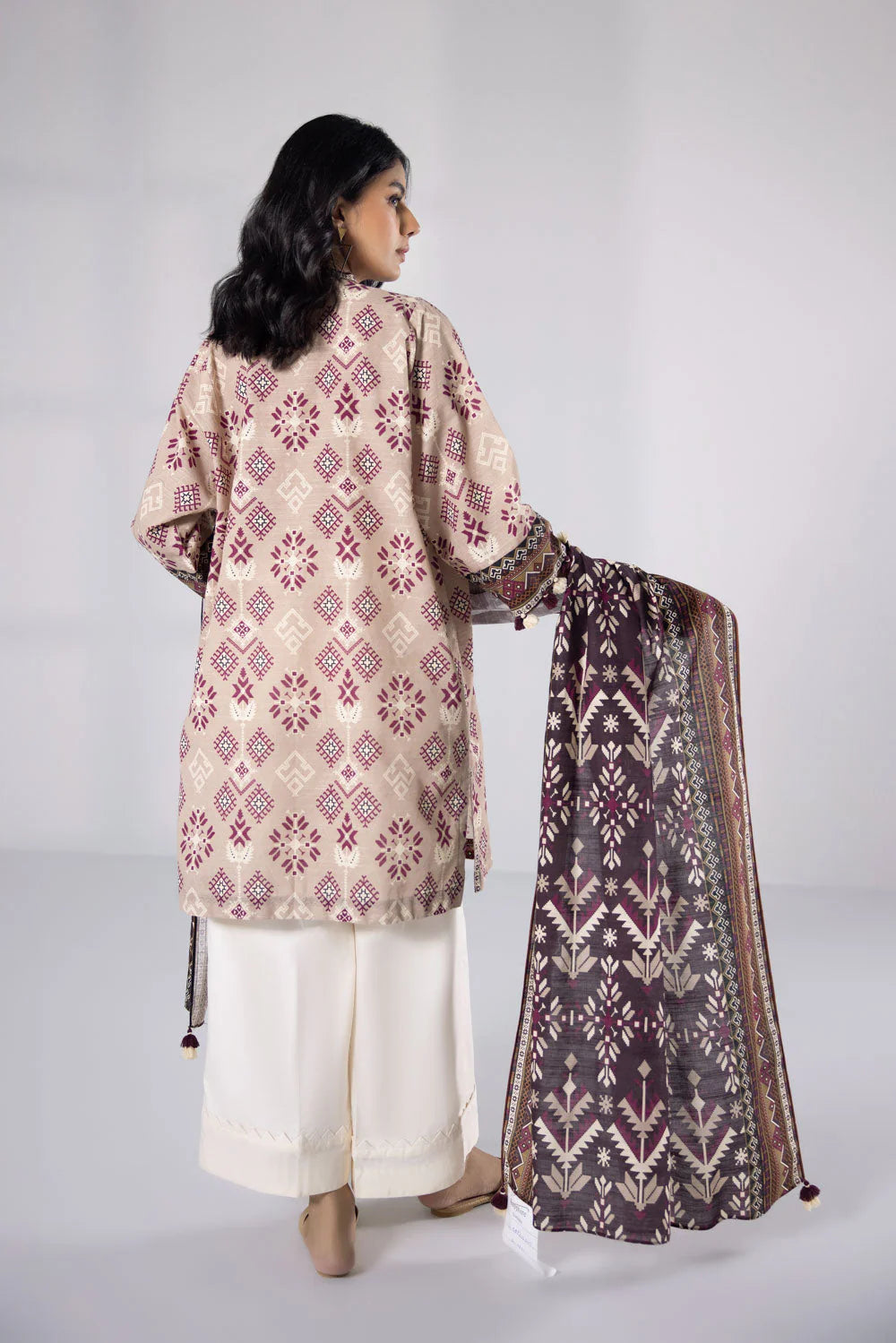 SAPPHIRE | UNSTITCHED 2 PIECE PRINTED KHADDAR SUIT