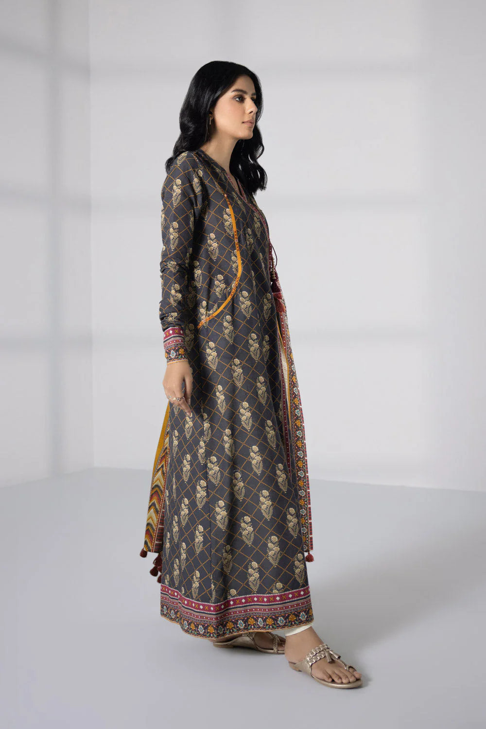 SAPPHIRE | UNSTITCHED 2 PIECE PRINTED KHADDAR SUIT