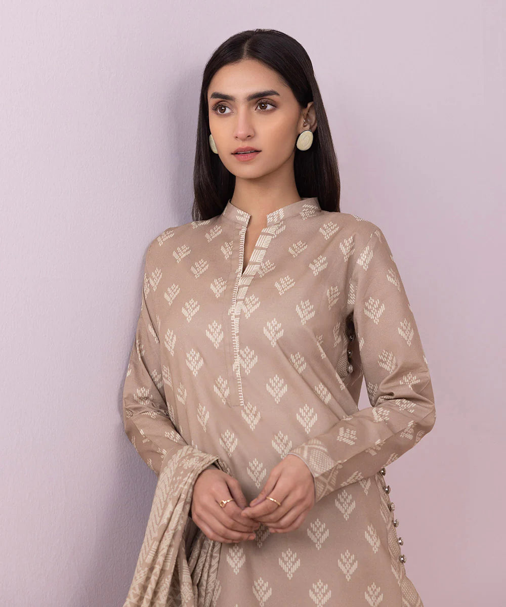 SAPPHIRE | UNSTITCHED 2 PIECE PRINTED LAWN SUIT