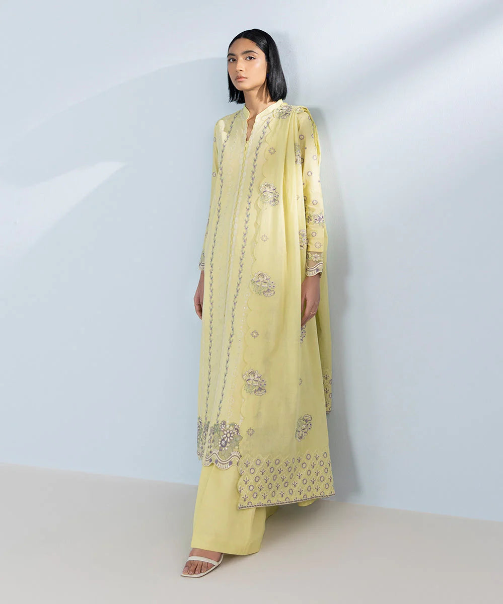 SAPPHIRE | UNSTITCHED 3 PIECE EMBROIDERED LAWN SUIT