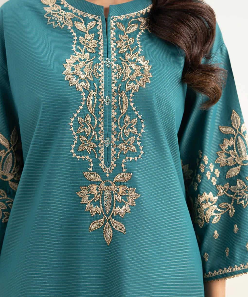 SAPPHIRE | UNSTITCHED 3 PIECE EMBROIDERED ZARI LAWN SUIT