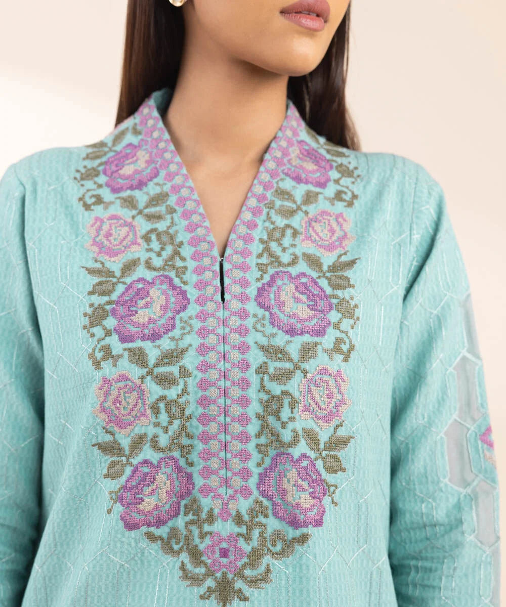 SAPPHIRE | UNSTITCHED 3 PIECE EMBROIDERED DOBBY SUIT