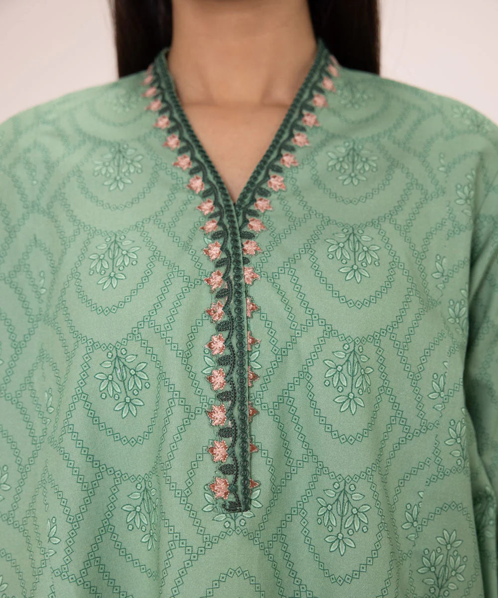 SAPPHIRE | UNSTITCHED 2 PIECE EMBROIDERED CAMBRIC SUIT