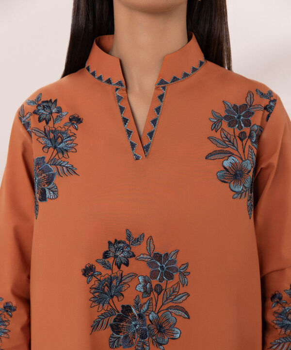 SAPPHIRE | UNSTITCHED 3 PIECE EMBROIDERED LAWN SUIT
