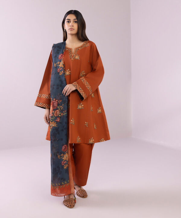 SAPPHIRE | UNSTITCHED 3 PIECE EMBROIDERED CAMBRIC SUIT