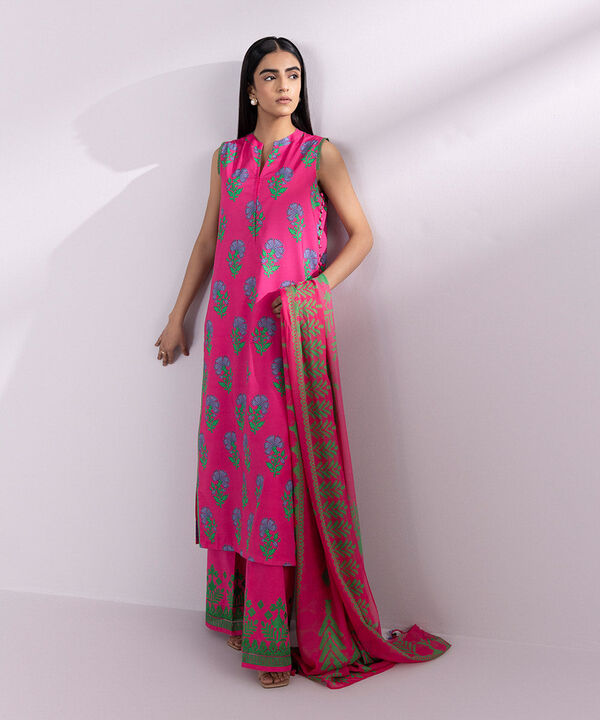 SAPPHIRE | UNSTITCHED 3 PIECE EMBROIDERED LAWN SUIT