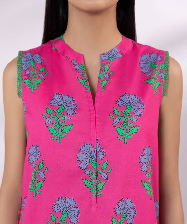 SAPPHIRE | UNSTITCHED 3 PIECE EMBROIDERED LAWN SUIT