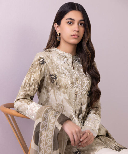 SAPPHIRE | UNSTITCHED 3 PIECE EMBROIDERED LAWN SUIT