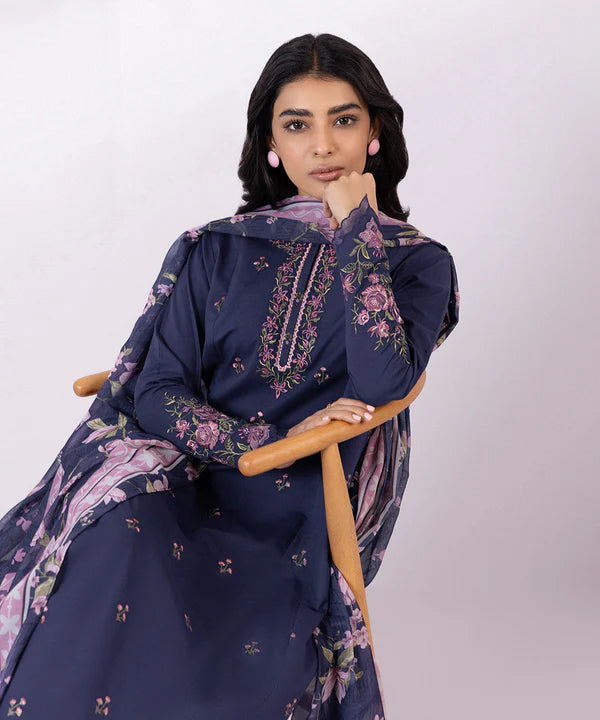 SAPPHIRE | UNSTITCHED 3 PIECE EMBROIDERED CAMBRIC SUIT