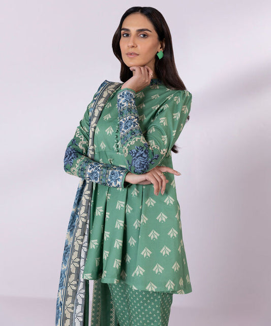 SAPPHIRE | UNSTITCHED 3 PIECE EMBROIDERED LAWN SUIT