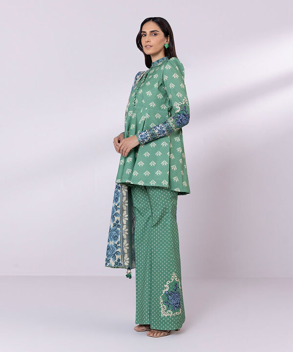 SAPPHIRE | UNSTITCHED 3 PIECE EMBROIDERED LAWN SUIT
