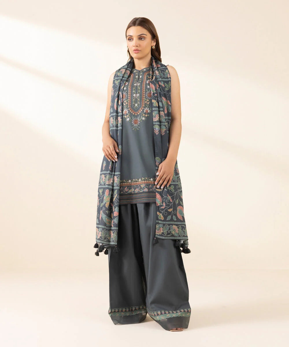 SAPPHIRE | UNSTITCHED 3 PIECE EMBROIDERED LAWN SUIT