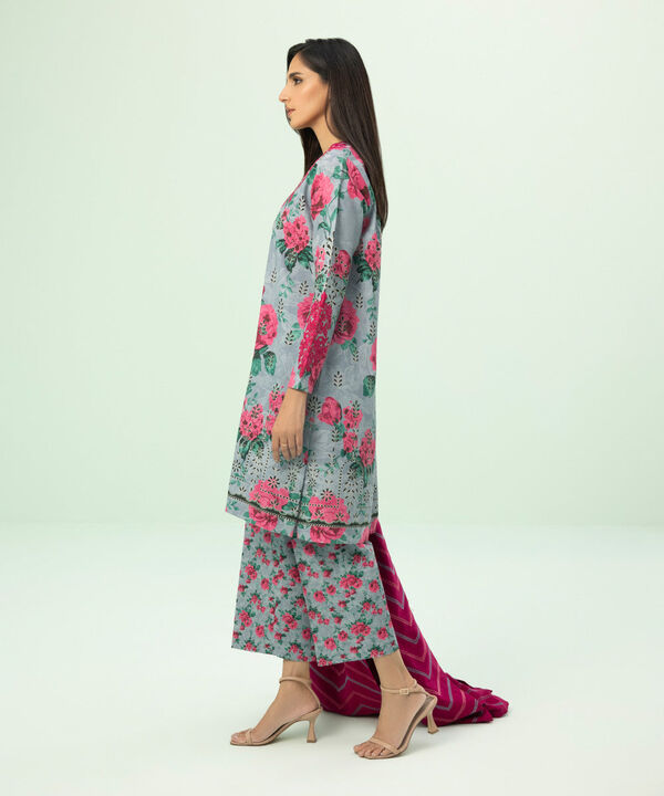 SAPPHIRE | UNSTITCHED 3 PIECE EMBROIDERED KHADDAR SUIT