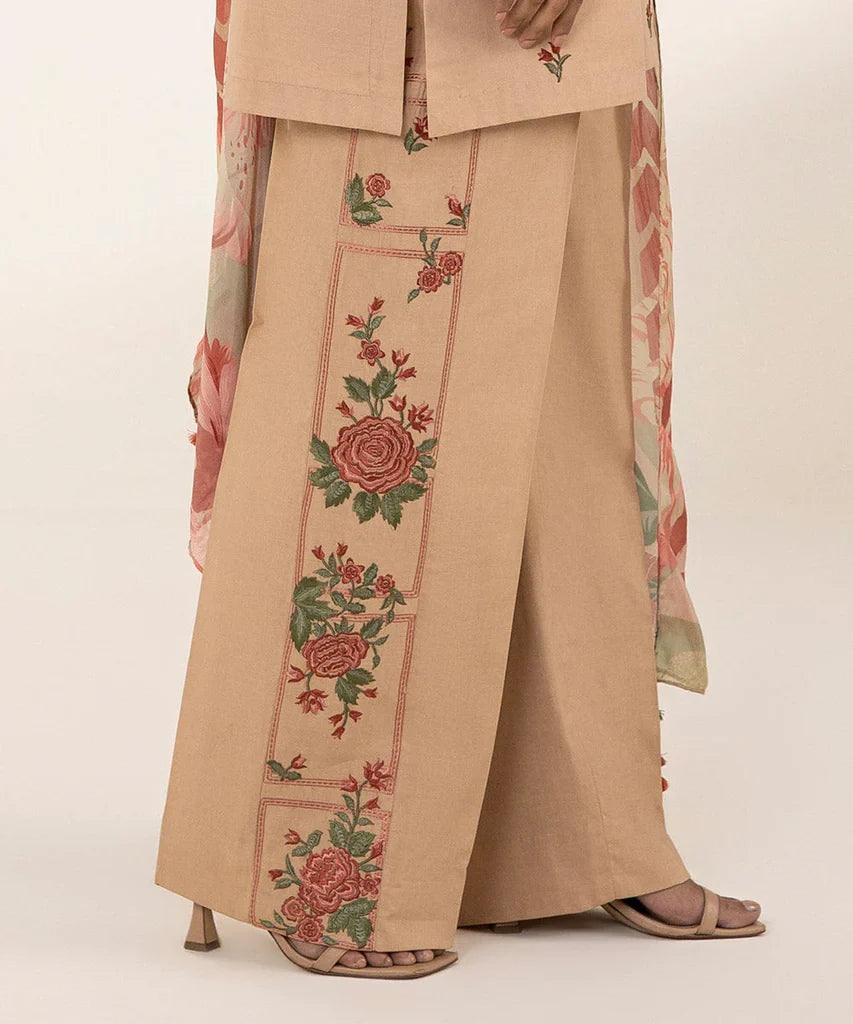 SAPPHIRE | UNSTITCHED 3 PIECE EMBROIDERED LAWN SUIT