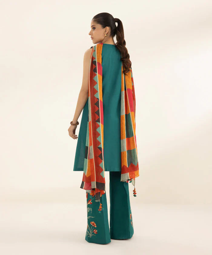 SAPPHIRE | UNSTITCHED 3 PIECE EMBROIDERED LAWN SUIT