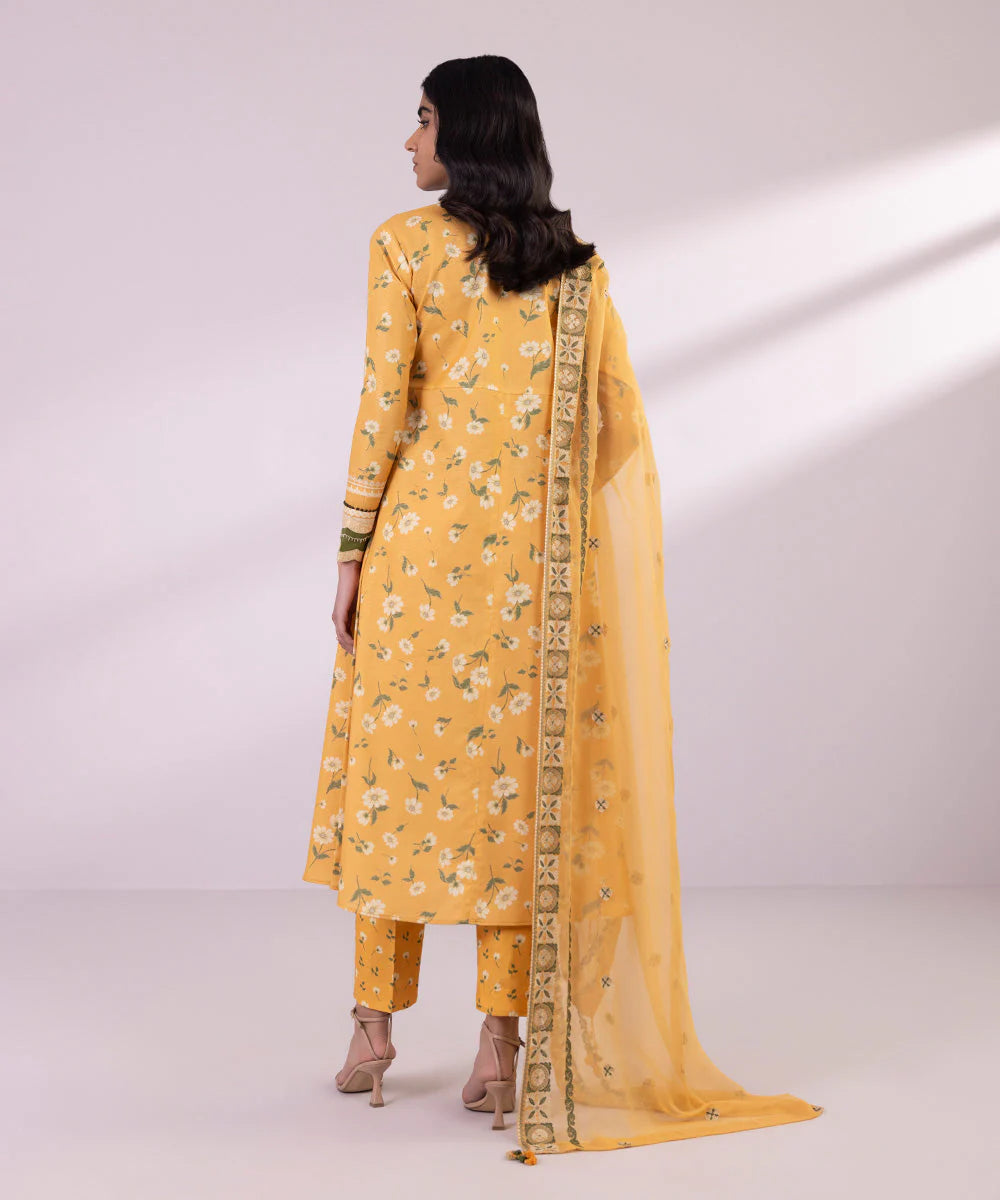 SAPPHIRE | UNSTITCHED 3 PIECE EMBROIDERED ZARI LAWN SUIT