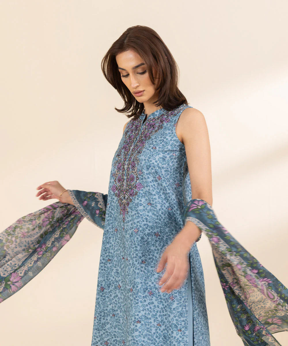 SAPPHIRE | UNSTITCHED 3 PIECE EMBROIDERED JACQUARD SUIT