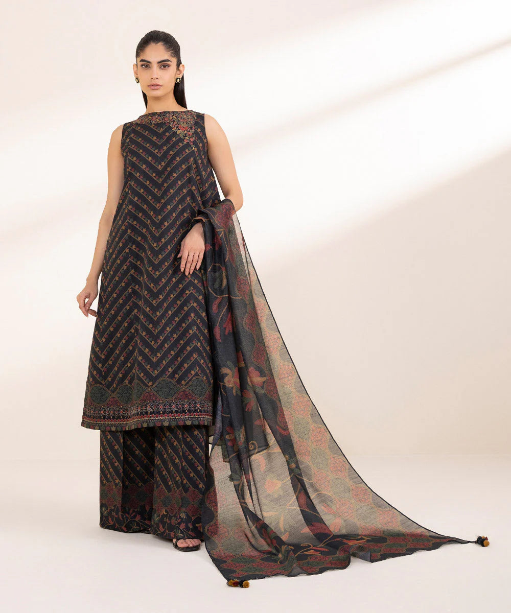 SAPPHIRE | UNSTITCHED 3 PIECE EMBROIDERED LAWN SUIT
