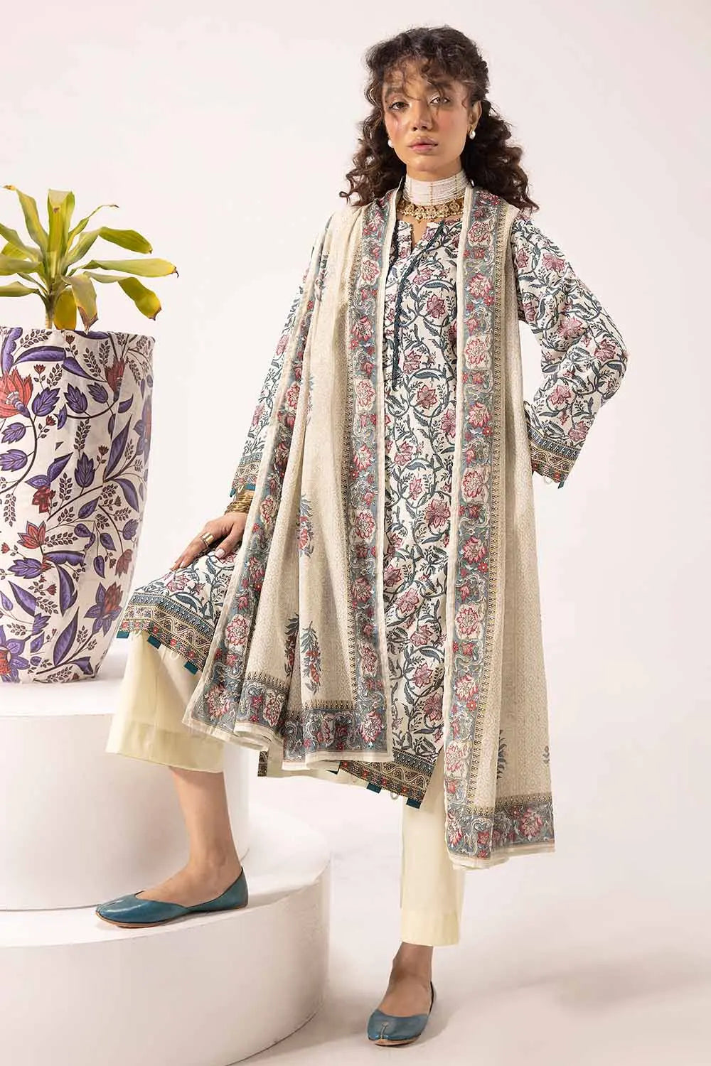 GUL AHMED | 3PC UNSTITCHED PRINTED LAWN SUIT