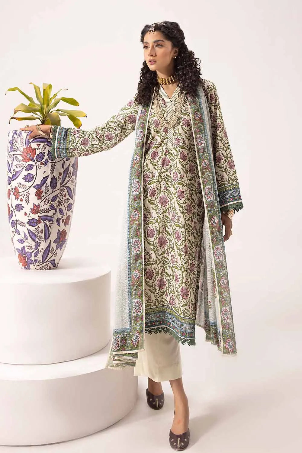 GUL AHMED | 3PC UNSTITCHED PRINTED LAWN SUIT