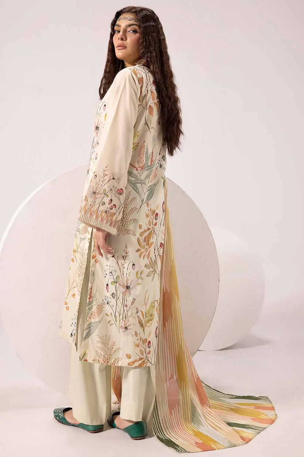 GUL AHMED | 3PC UNSTITCHED PRINTED LAWN SUIT