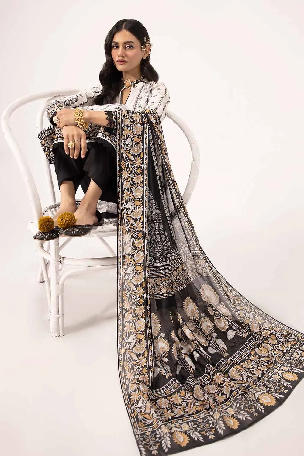 GUL AHMED | 3PC UNSTITCHED PRINTED LAWN SUIT