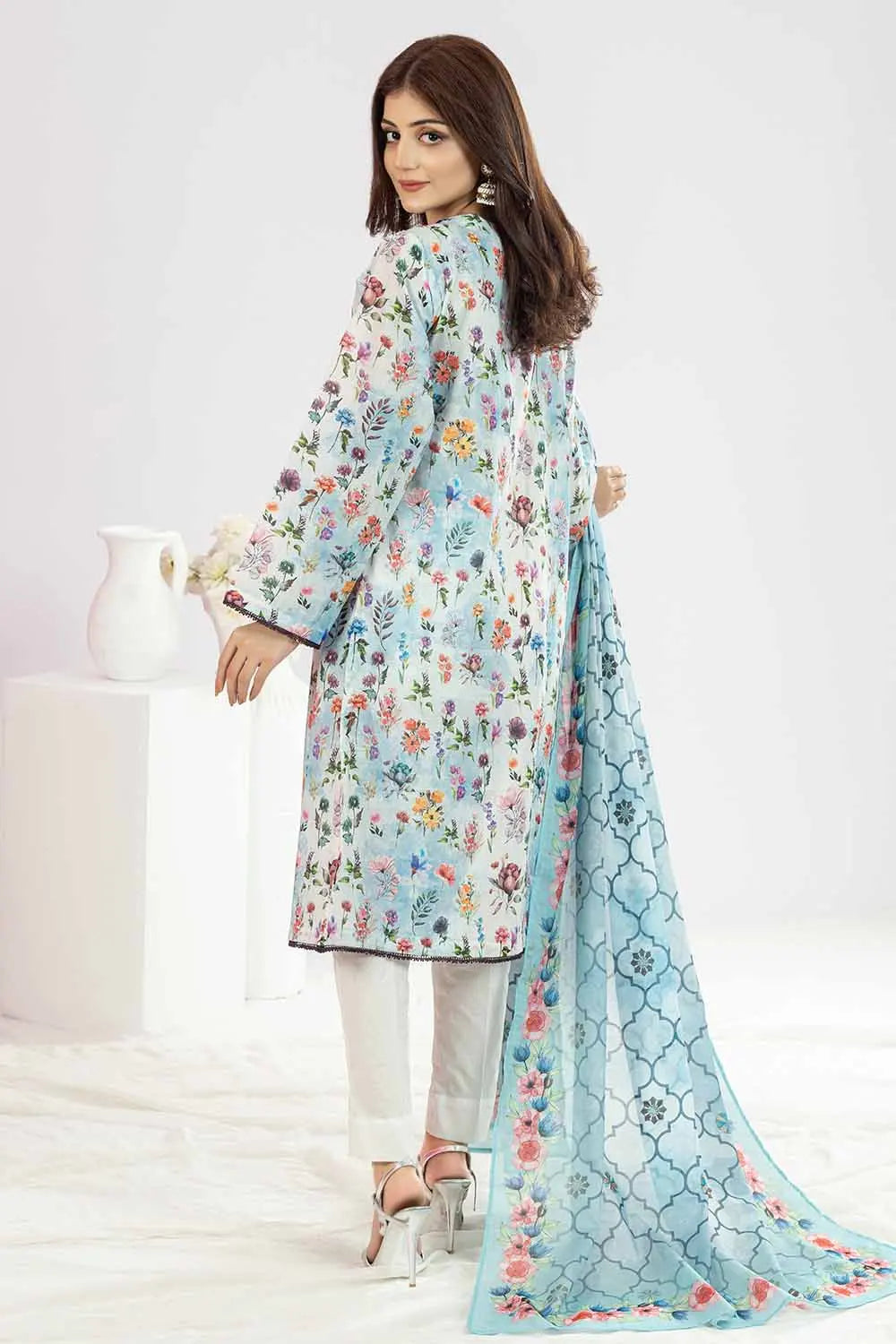 GUL AHMED | 3PC UNSTITCHED PRINTED LAWN SUIT