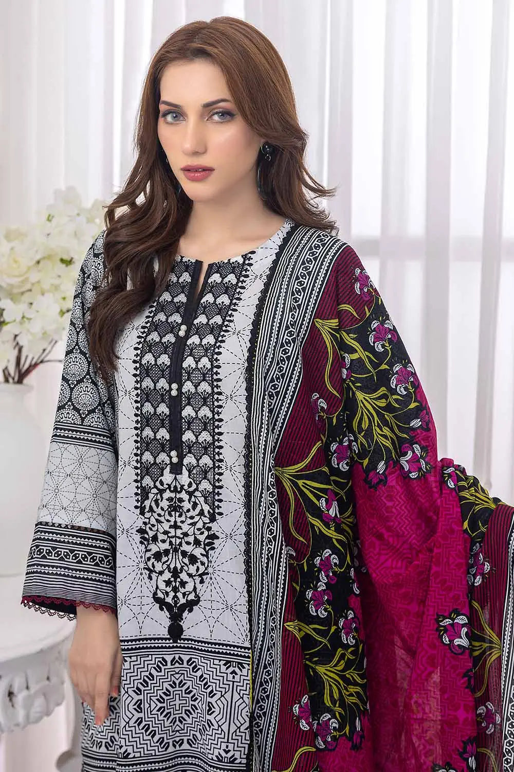 GUL AHMED | 3PC UNSTITCHED EMBROIDERED LAWN SUIT