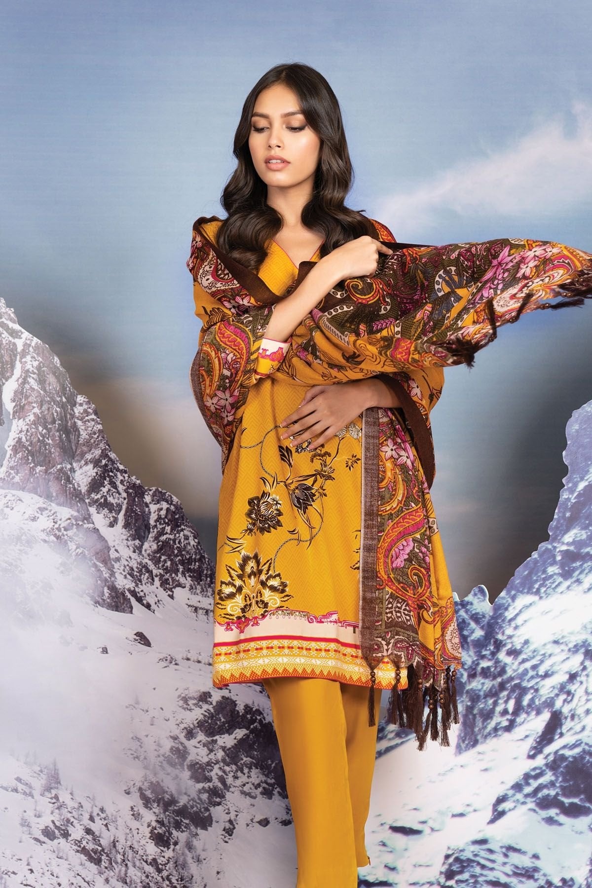 ALKARAM | Unstitched 3 Pc Printed Viscose Suit | Winter