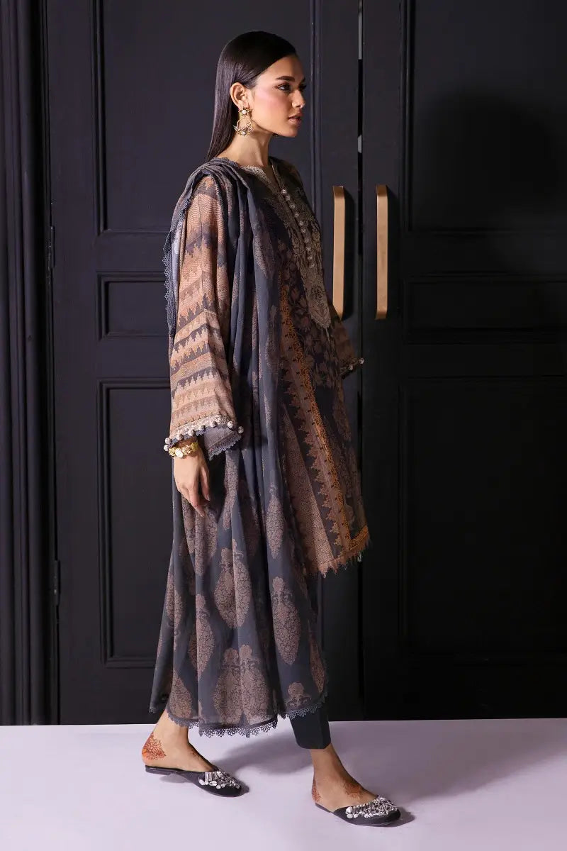 Sana Safinaz | Mahay Unstitched 3Pc Printed Lawn | 2B