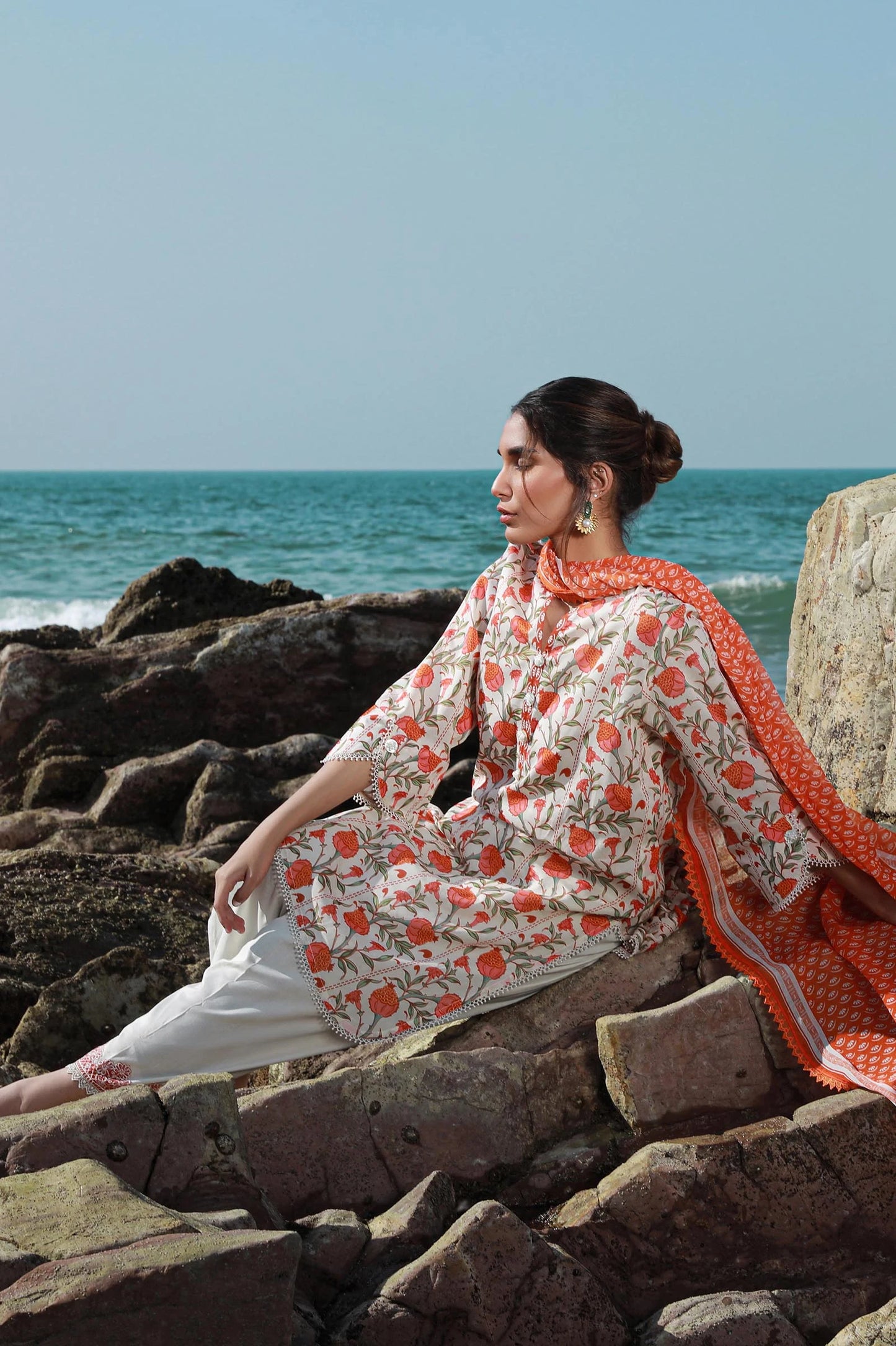 SANA SAFINAZ | UNSTITCHED MAHAY 2 PIECE LAWN SUIT