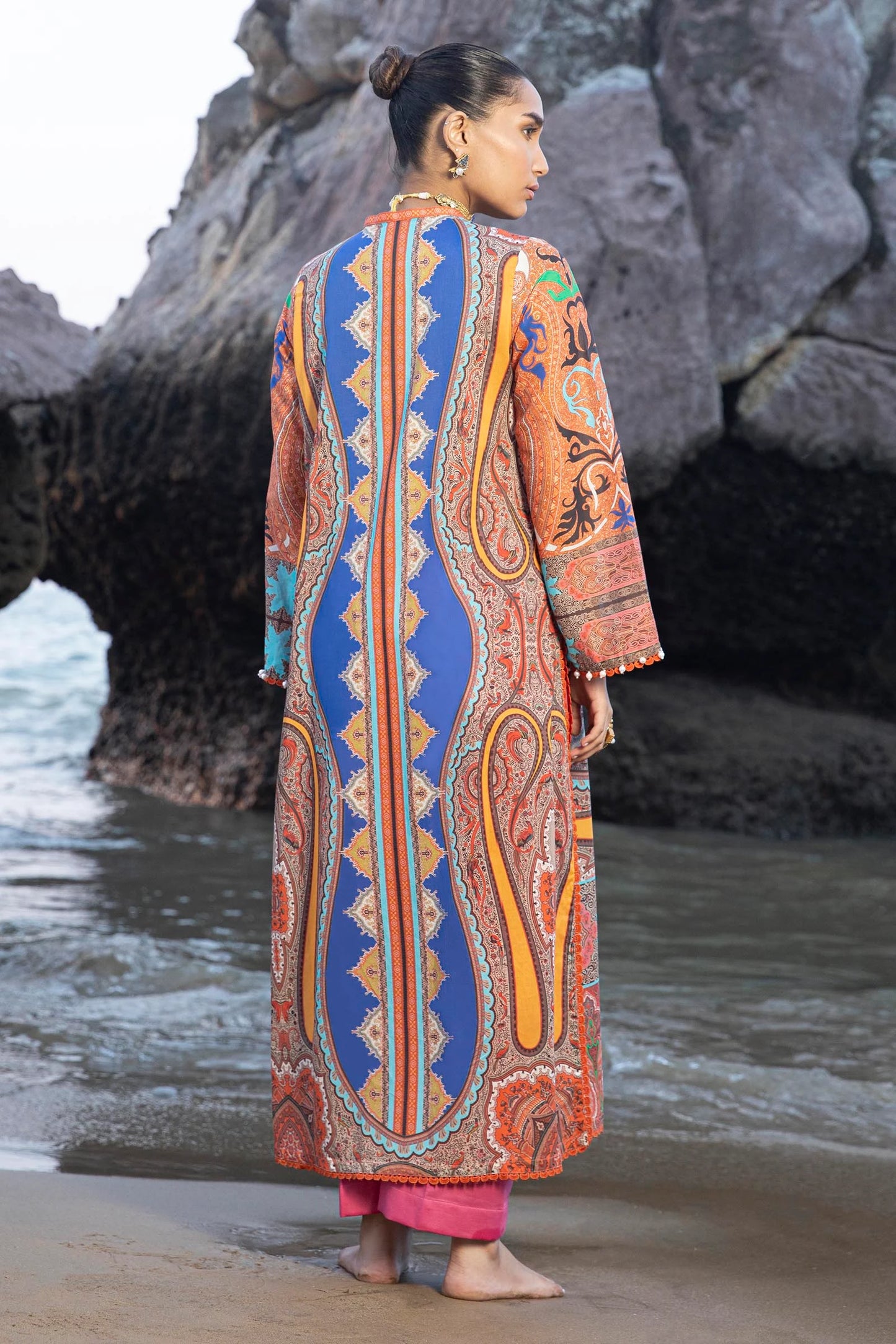 SANA SAFINAZ | UNSTITCHED MAHAY 2 PIECE LAWN SUIT