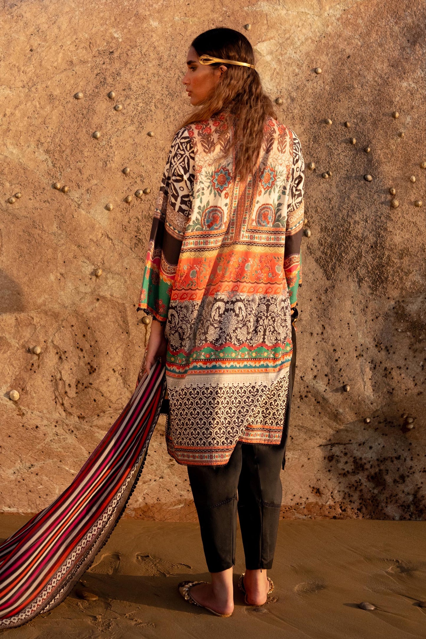 SANA SAFINAZ | UNSTITCHED MAHAY 2 PIECE LAWN SUIT