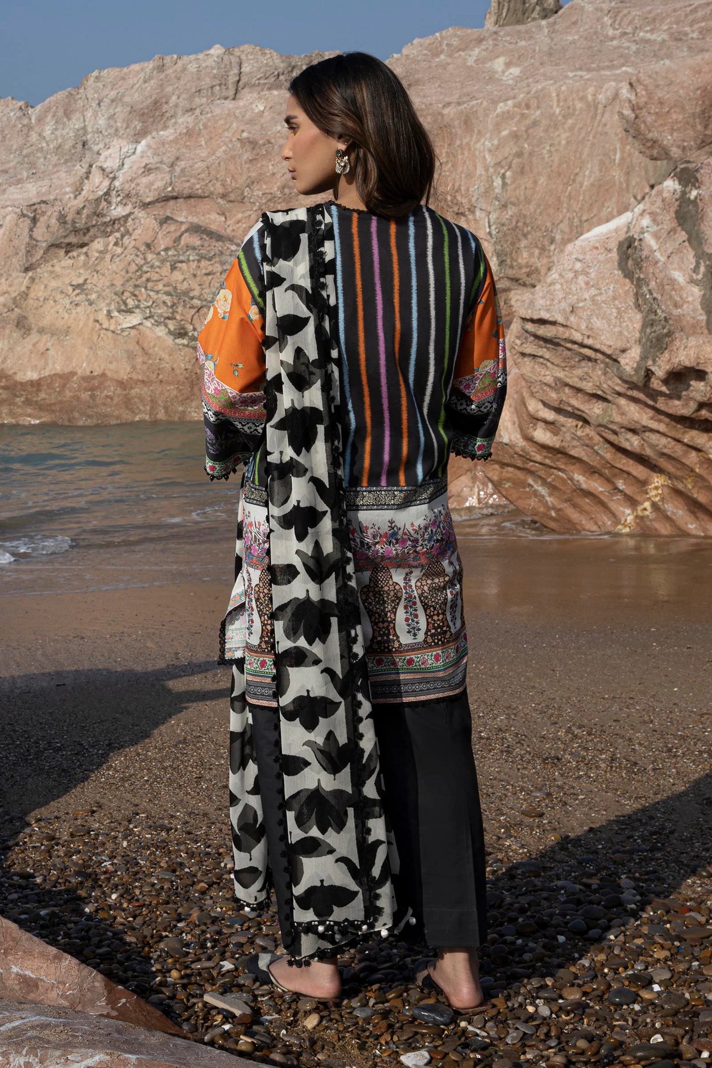 SANA SAFINAZ | MAHAY | UNSTITCHED 2 PIECE LAWN SUIT