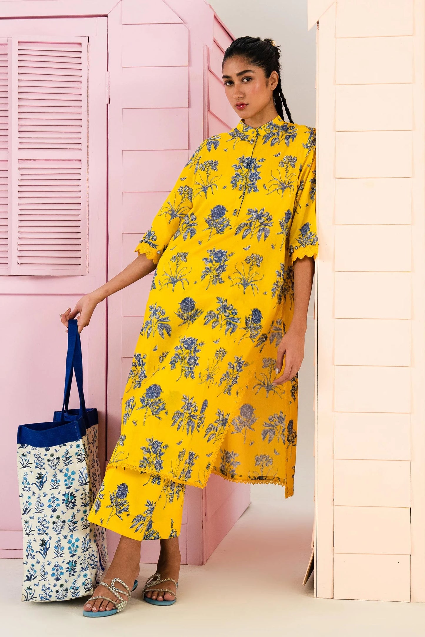 SANA SAFINAZ | UNSTITCHED MAHAY 2 PIECE LAWN SUIT