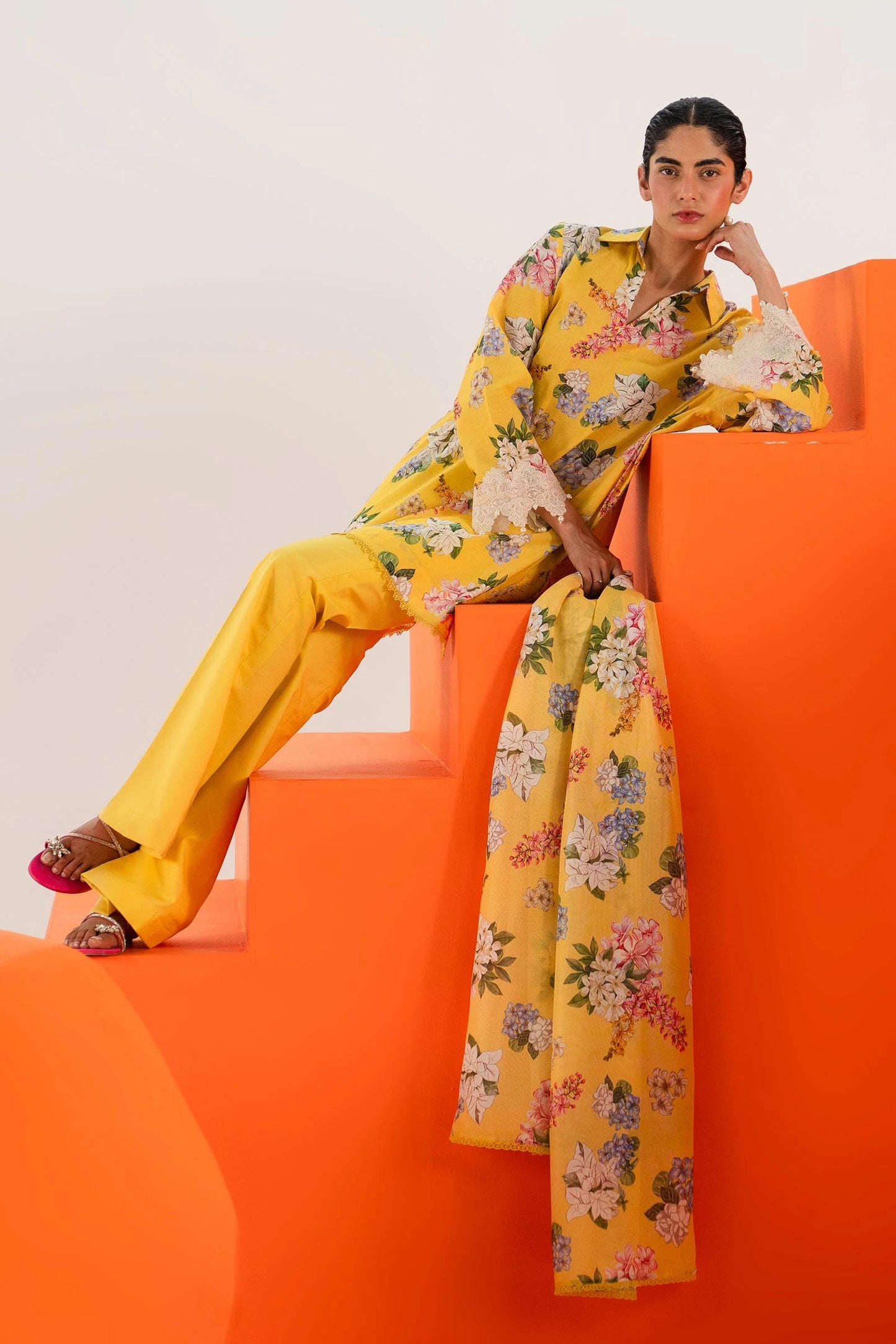 SANA SAFINAZ | UNSTITCHED MAHAY 3 PIECE LAWN SUIT