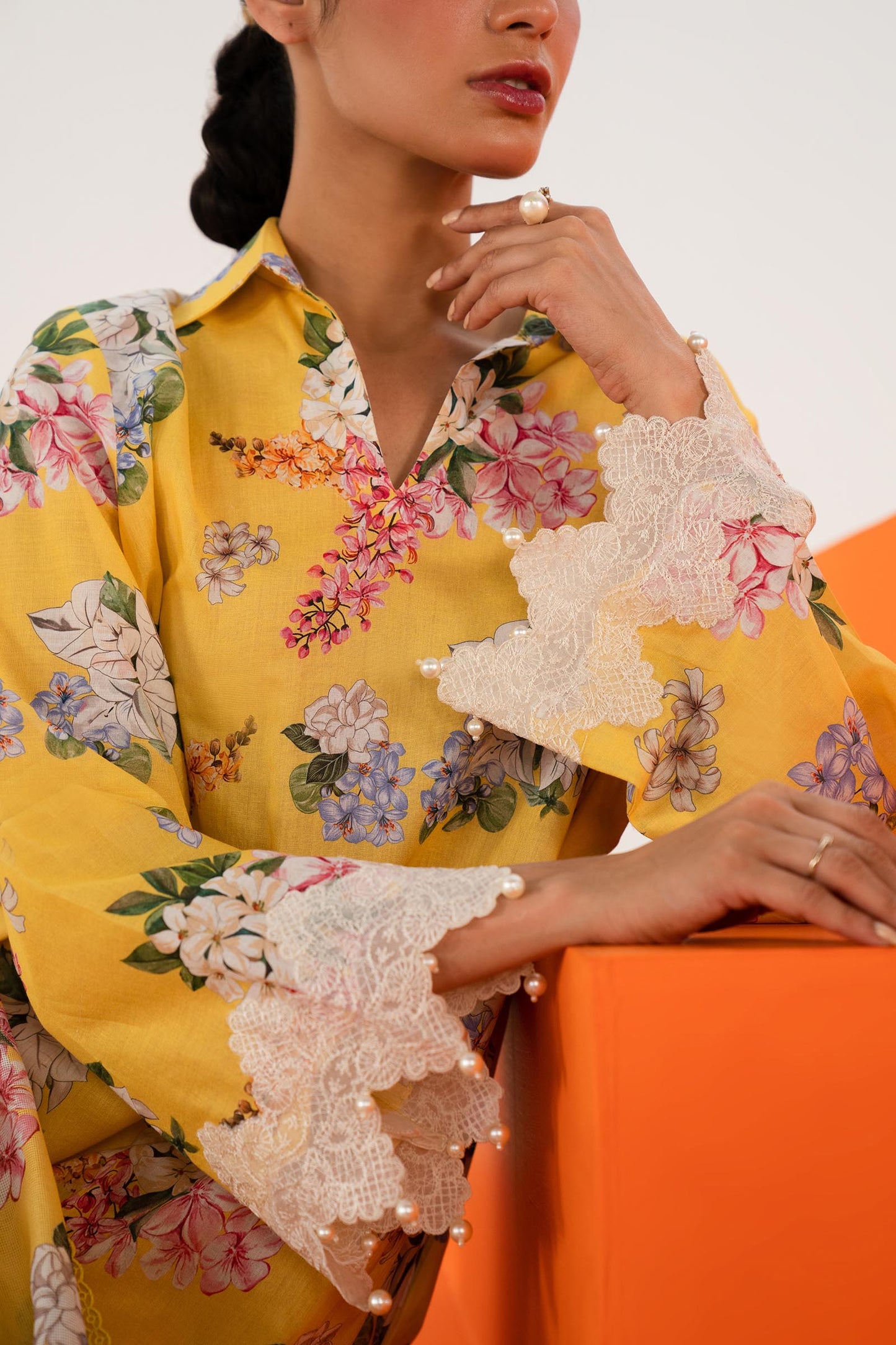 SANA SAFINAZ | UNSTITCHED MAHAY 3 PIECE LAWN SUIT