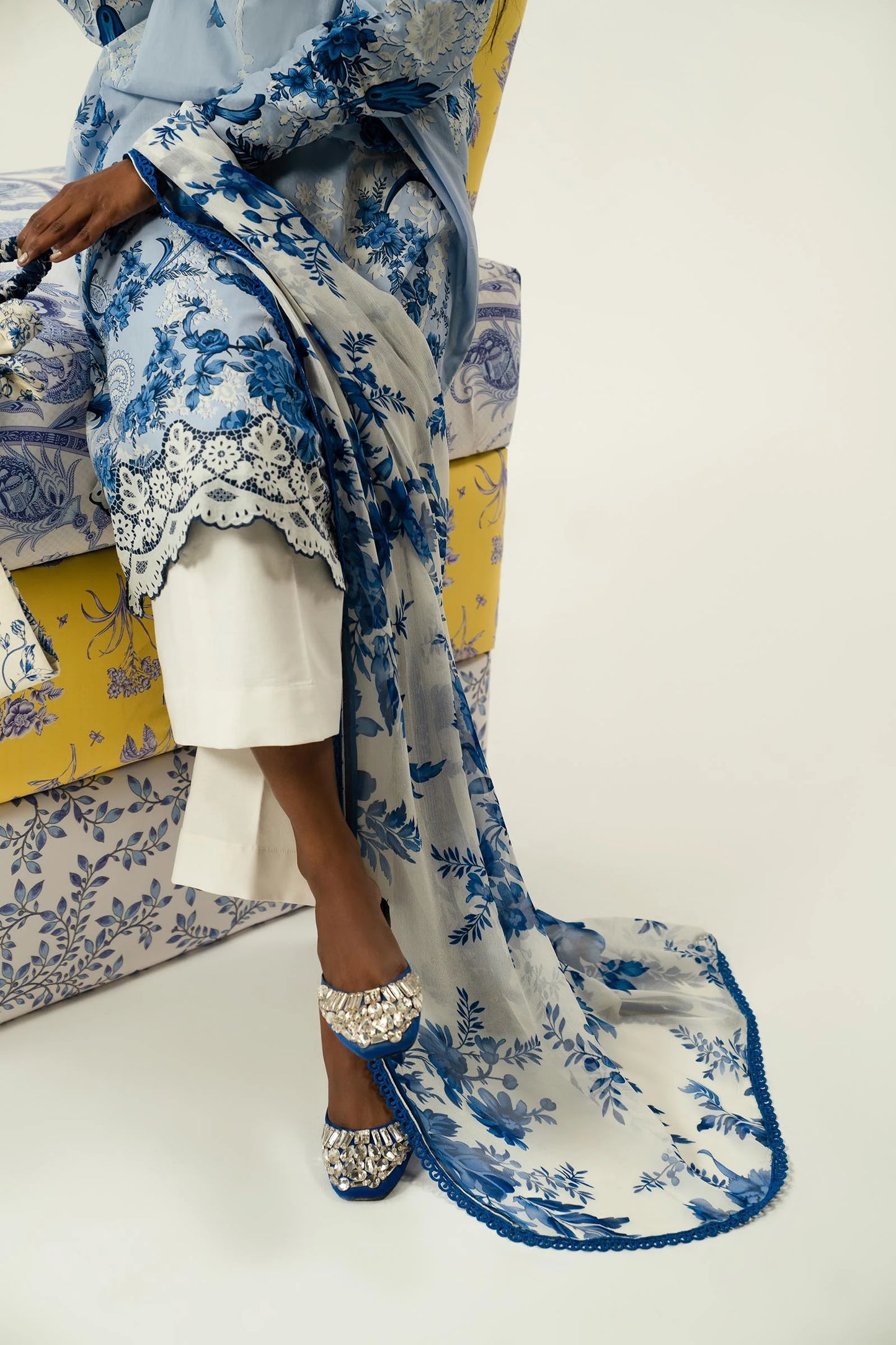 SANA SAFINAZ | UNSTITCHED MAHAY 2 PIECE LAWN SUIT