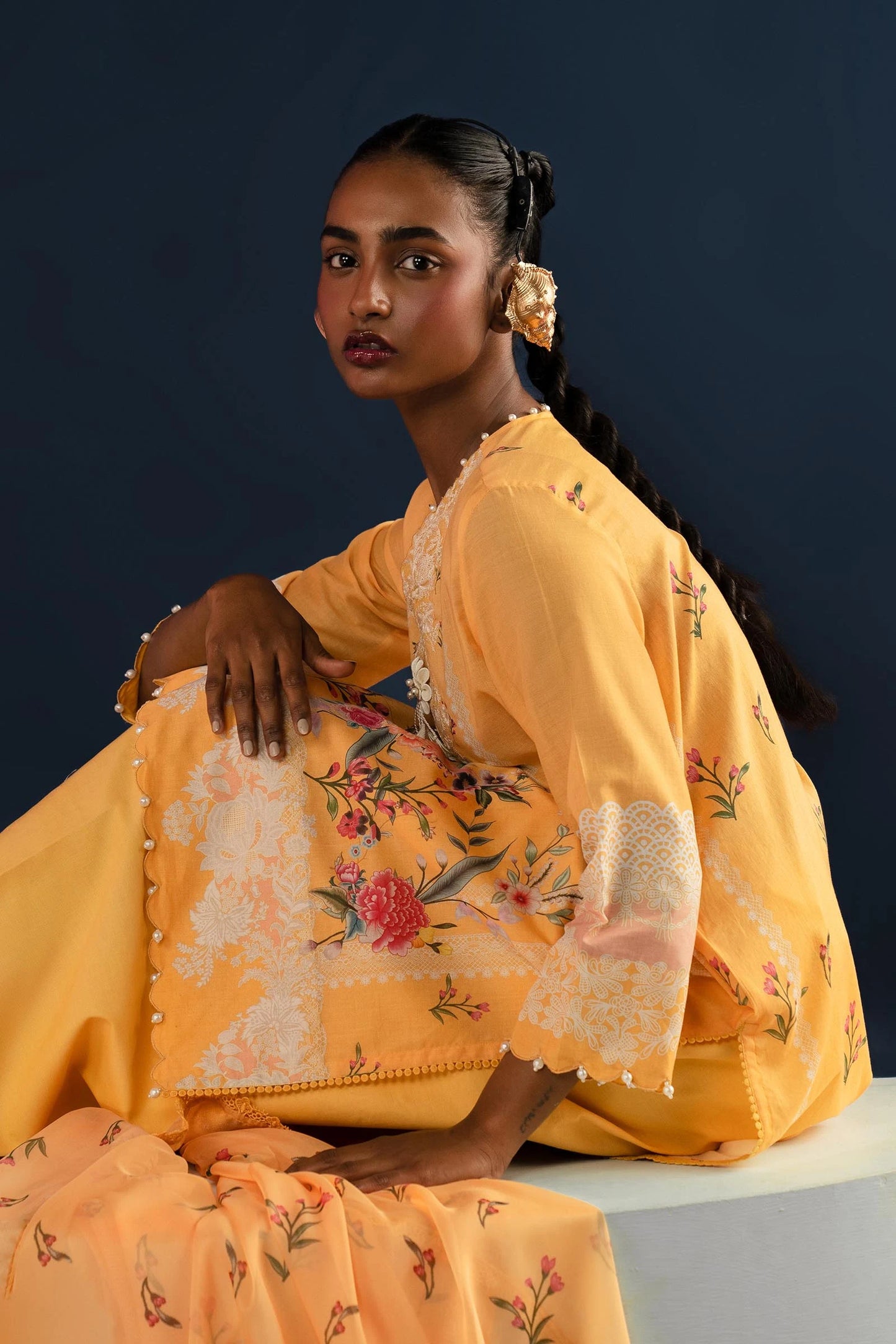 SANA SAFINAZ | UNSTITCHED MAHAY 3 PIECE LAWN SUIT