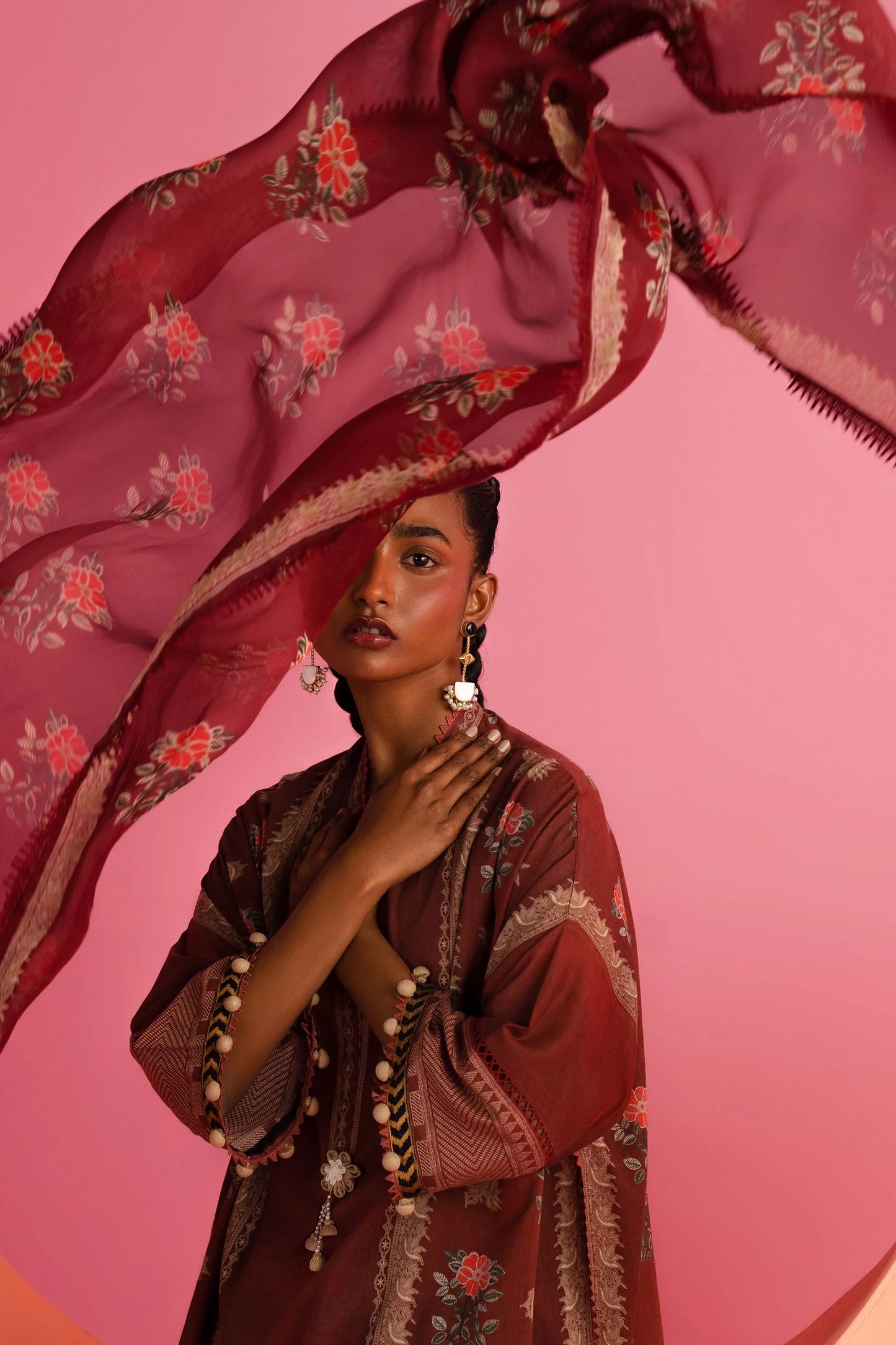 SANA SAFINAZ | UNSTITCHED MAHAY 3 PIECE LAWN SUIT