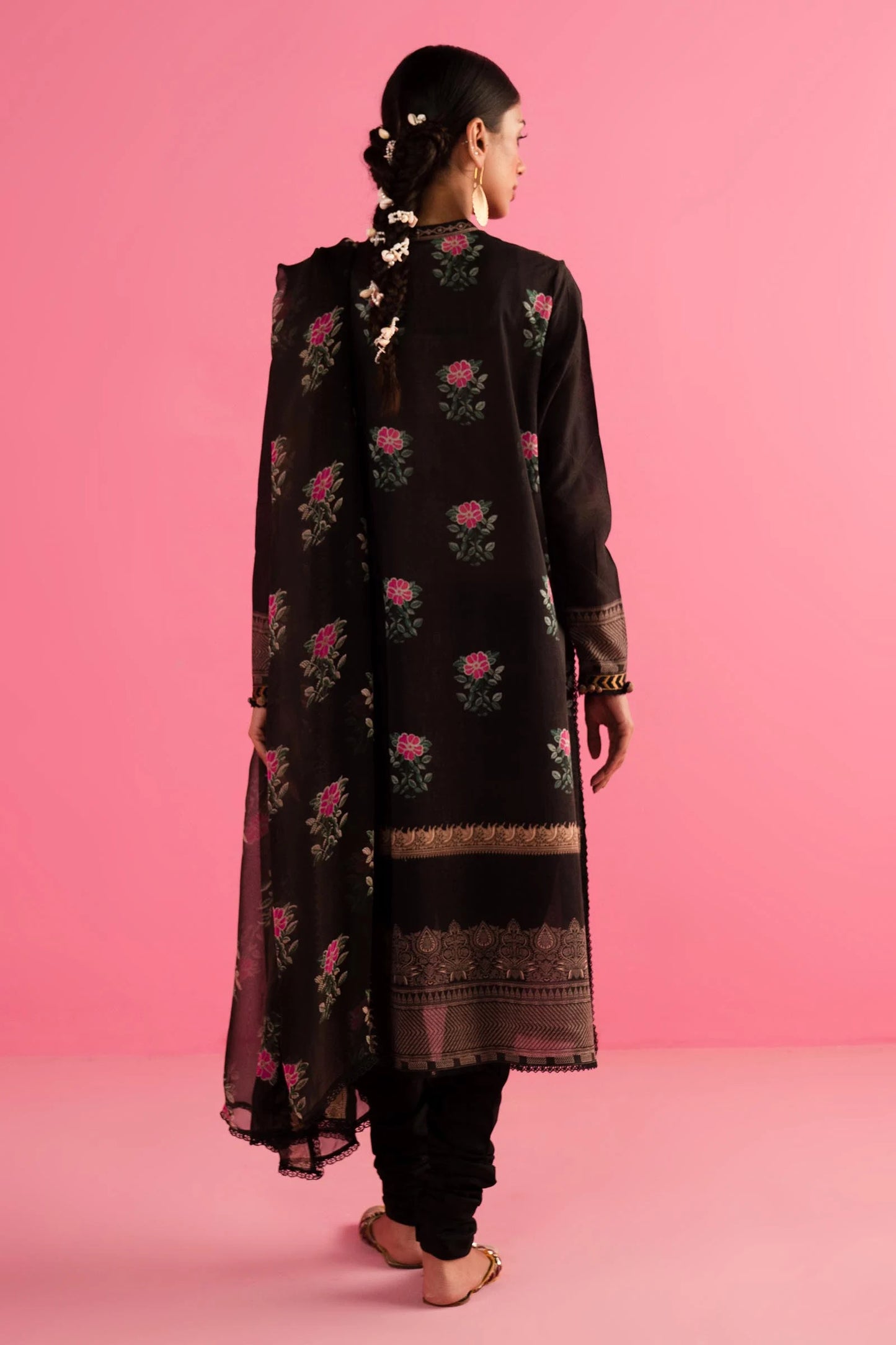 SANA SAFINAZ | UNSTITCHED MAHAY 3 PIECE LAWN SUIT